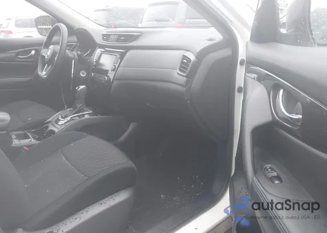 2018 Nissan Rogue S z USA, uszkodzony, nr VIN 5N1AT2MT5JC828942